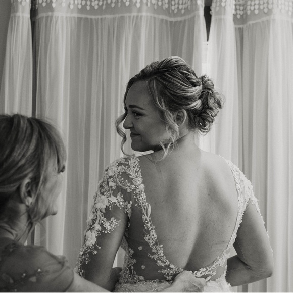 Meet your Posher, Sara - Picture 2 of 7